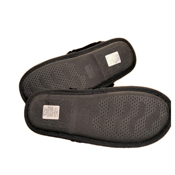 Women's Slippers Sz 8 Buffalo Check White And Black Cushioned Sole - Picture 6 of 7